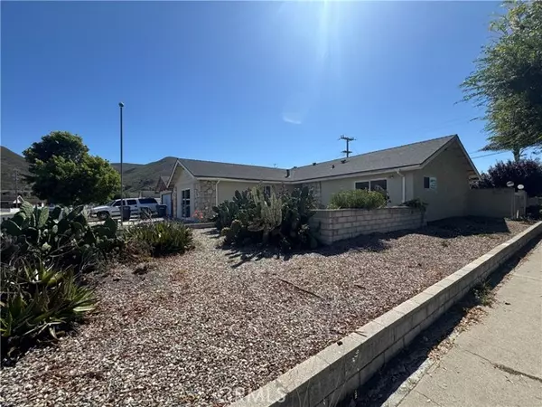 Lompoc, CA 93436,401 South R Street