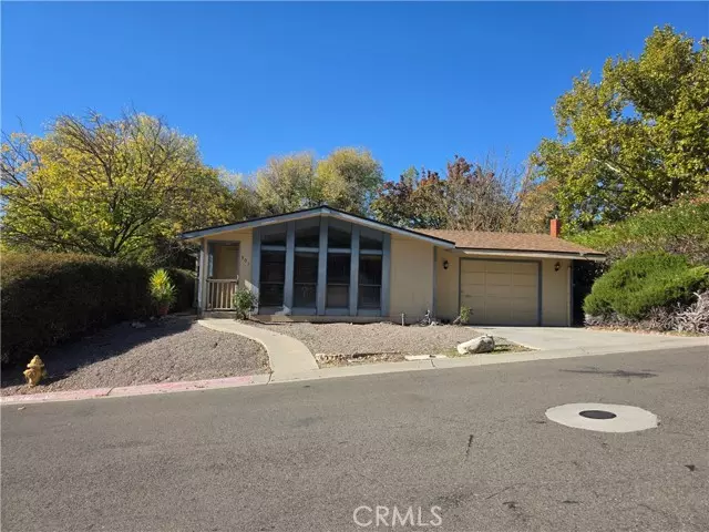 Paso Robles, CA 93446,301 Oak Meadow