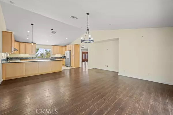 Ramona, CA 92065,460 Pile Street