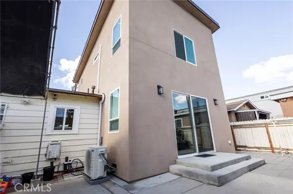 San Diego, CA 92105,4284 Dwight