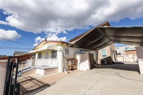 San Diego, CA 92105,4284 Dwight