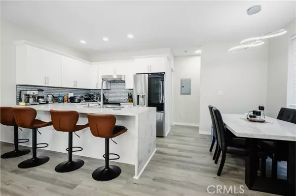 San Diego, CA 92105,4284 Dwight