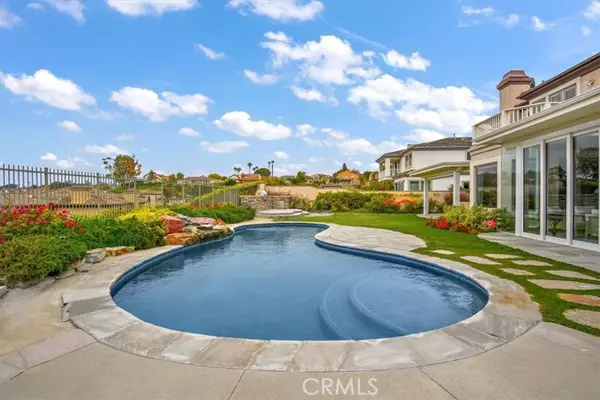 Rolling Hills Estates, CA 90274,3 Santa Rosa