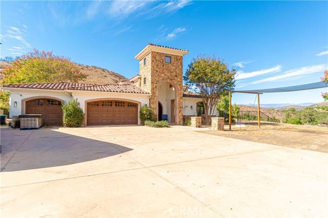 2127 East Olsen Road, Thousand Oaks, CA 91360