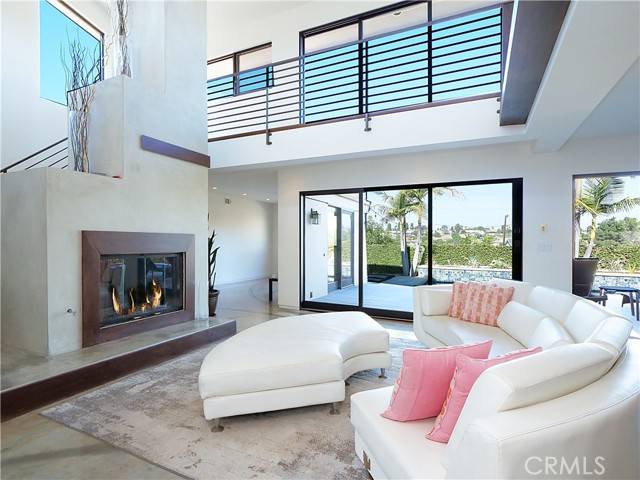 Rancho Palos Verdes, CA 90275,2133 West Gaucho Drive