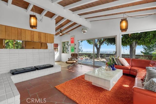 12 Saddle Road, Rancho Palos Verdes, CA 90275