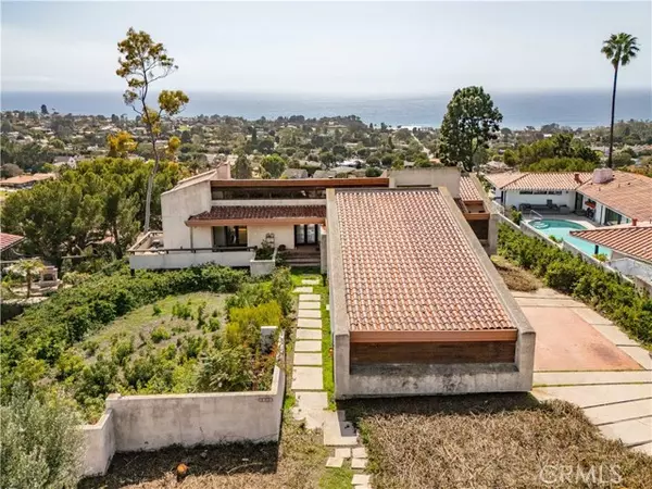 Palos Verdes Estates, CA 90274,2329 Via Olivera