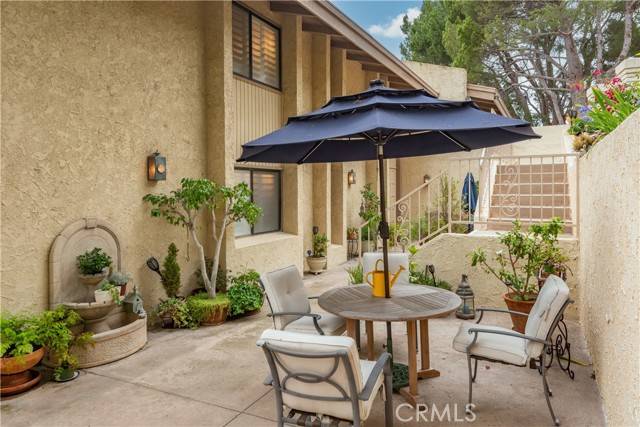 Palos Verdes Estates, CA 90274,1344 Via Romero