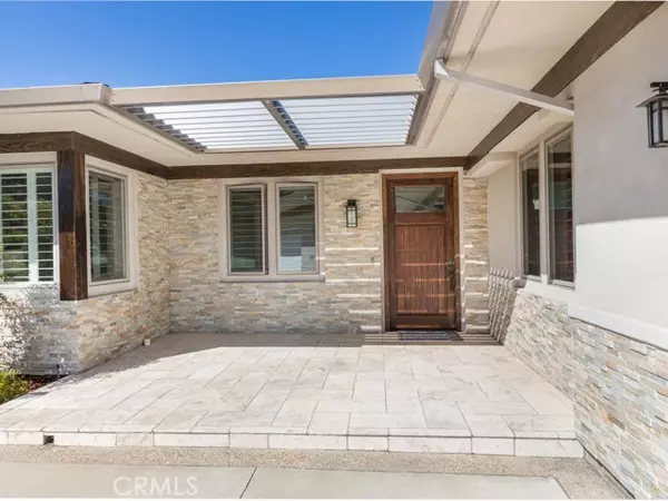 Rancho Palos Verdes, CA 90275,43 Avenida Corona