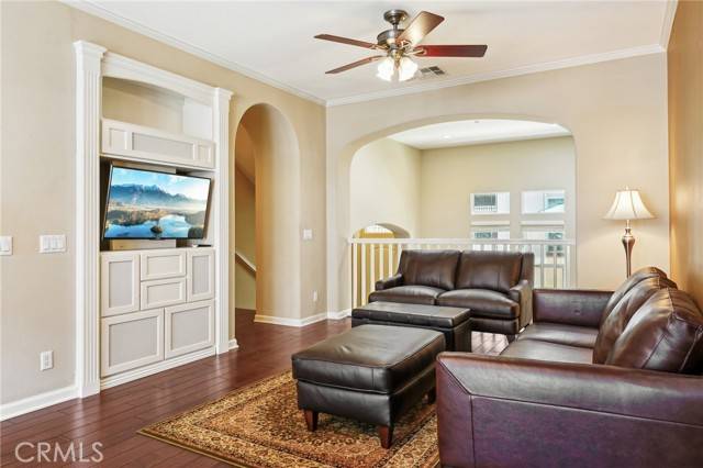 Corona, CA 92883,4437 Owens Street