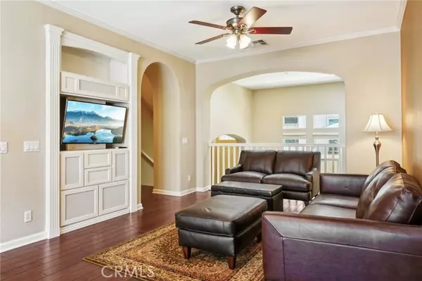 Corona, CA 92883,4437 Owens Street