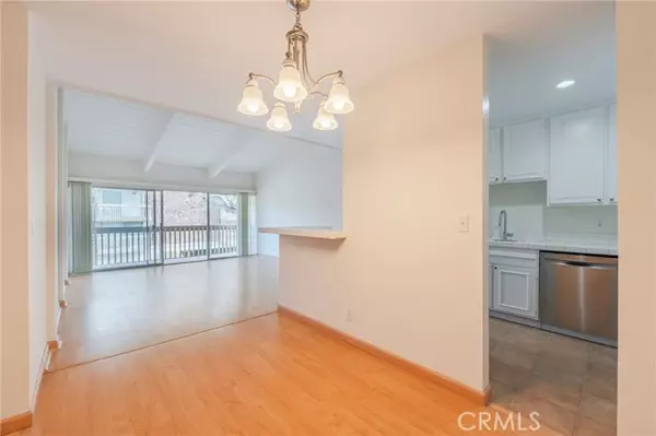 6542 Ocean Crest Drive, Rancho Palos Verdes, CA 90275
