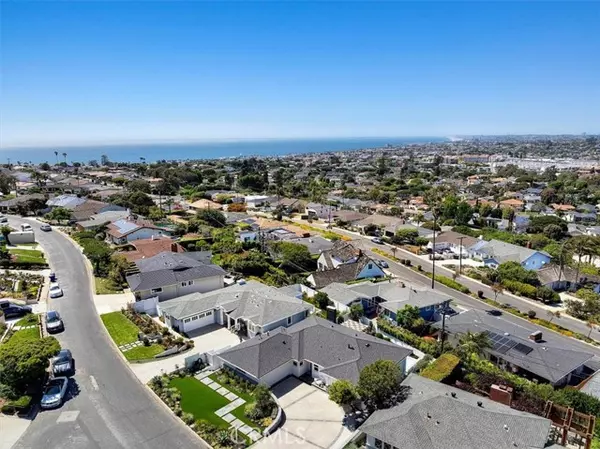 237 Via Los Miradores, Redondo Beach, CA 90277