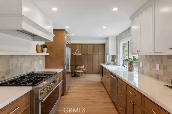 Rancho Palos Verdes, CA 90275,30433 Via Rivera