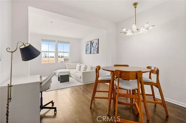 Anaheim, CA 92805,1801 East Katella Avenue