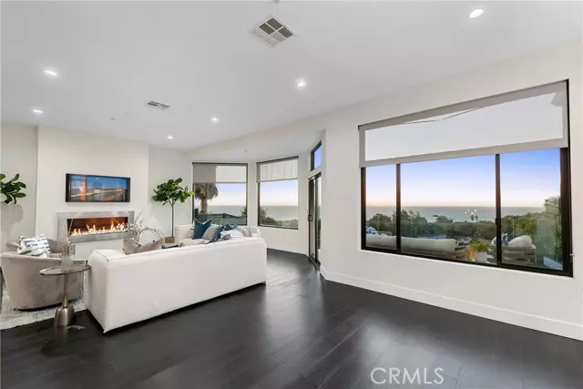 Rancho Palos Verdes, CA 90275,30502 Palos Verdes West Drive