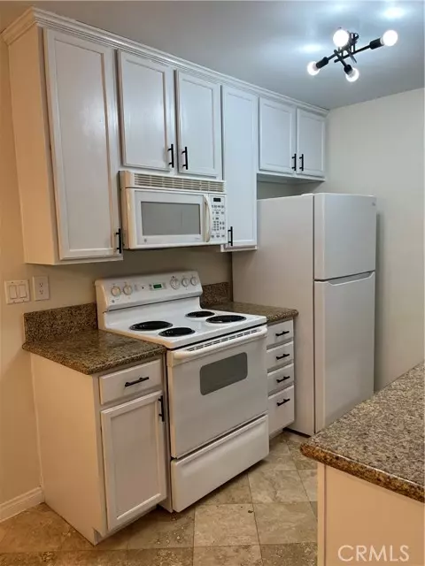 Torrance, CA 90502,23300 Marigold Avenue