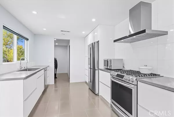 Covina, CA 91723,682 East Rowland Street