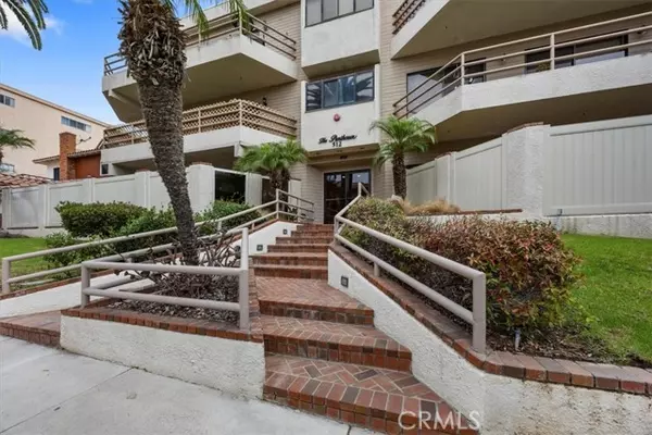 512 Esplanade, Redondo Beach, CA 90277