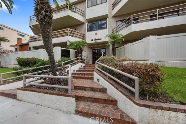 512 Esplanade, Redondo Beach, CA 90277