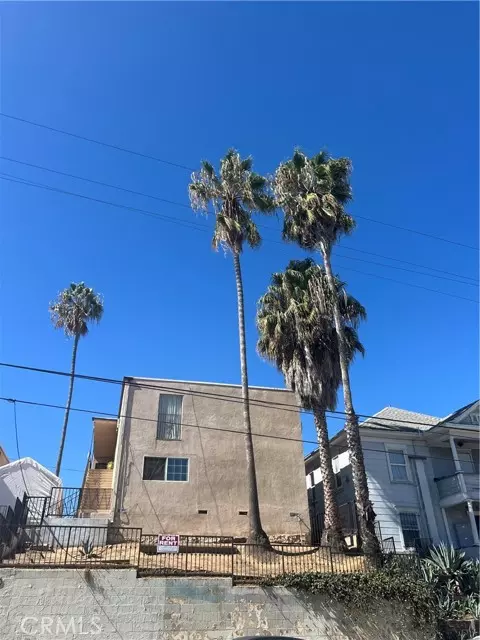 San Pedro, CA 90731,811 South Centre Street