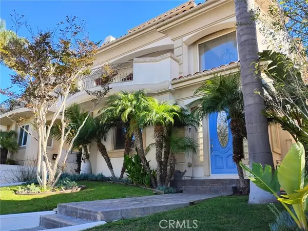 222 South Juanita Avenue, Redondo Beach, CA 90277