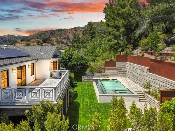 Los Angeles, CA 90049,2520 La Condesa Drive