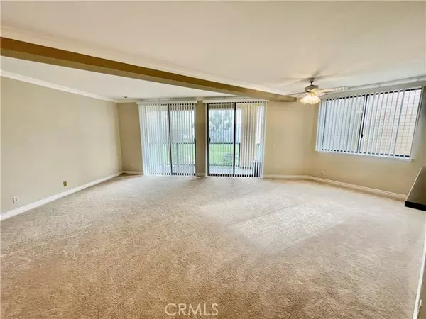 Redondo Beach, CA 90277,120 The Village