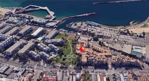 Redondo Beach, CA 90277,120 The Village