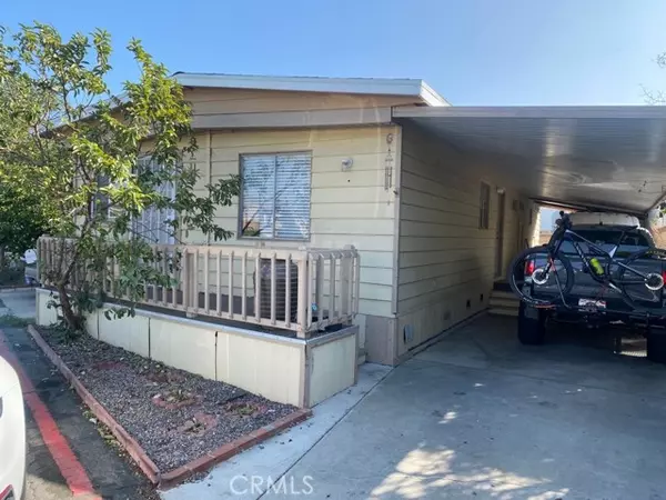 Tustin, CA 92780,118 E Balboa Ln