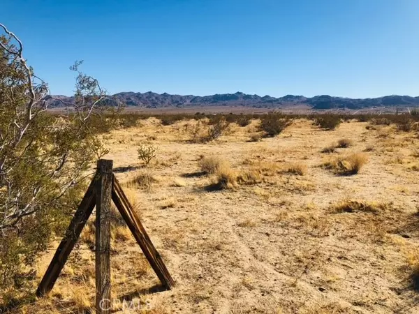 Joshua Tree, CA 92252,5320 Arizona Avenue