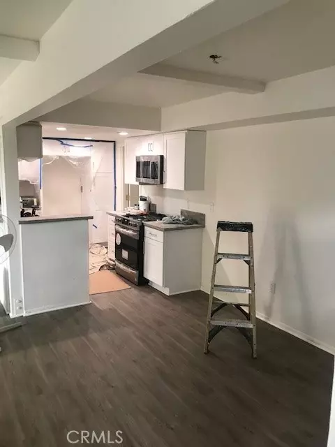 Huntington Beach, CA 92648,2113 Hess Circle