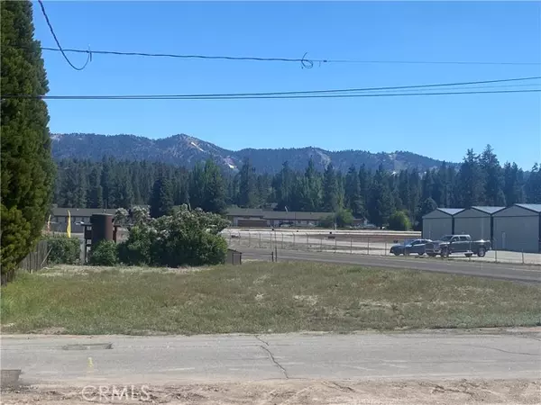 Big Bear City, CA 92314,105 West Meadow Lane