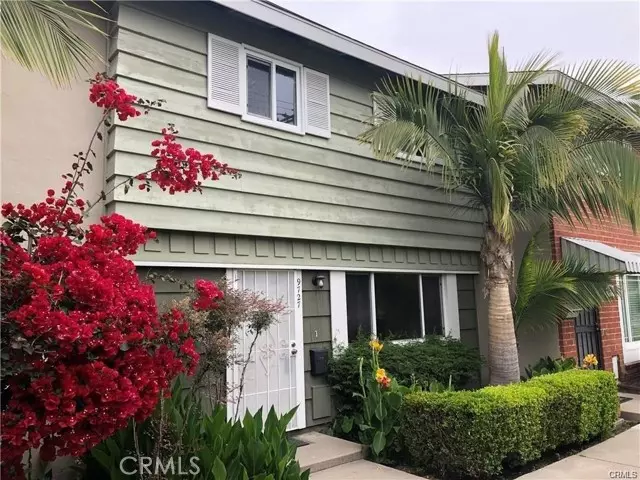 9727 Adams Ave, Huntington Beach, CA 92646