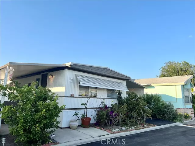 507 South Euclid Street, Santa Ana, CA 92704