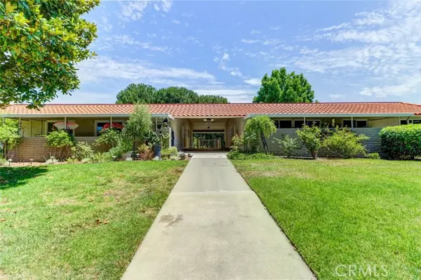 Laguna Woods, CA 92637,853 Ronda Mendoza