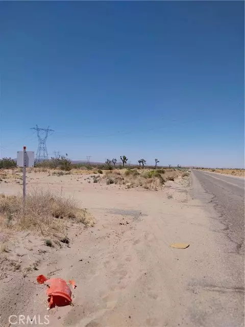 Adelanto, CA 92301,888 Koala Road