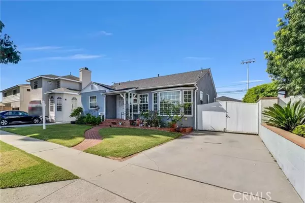 Lakewood, CA 90713,4403 Radnor Avenue