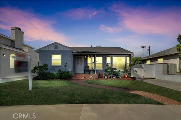 4403 Radnor Avenue, Lakewood, CA 90713