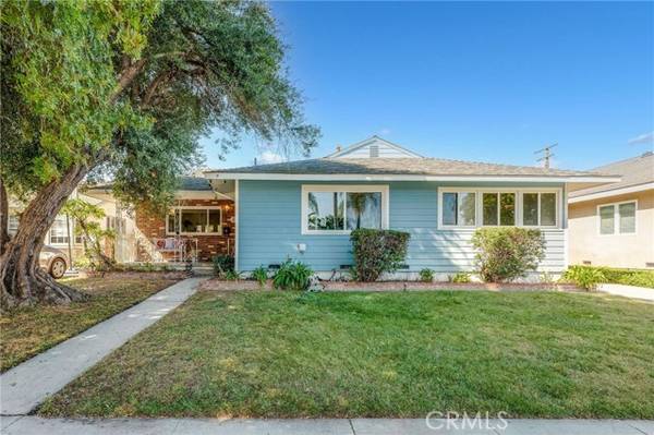 3215 Petaluma Avenue, Long Beach, CA 90808