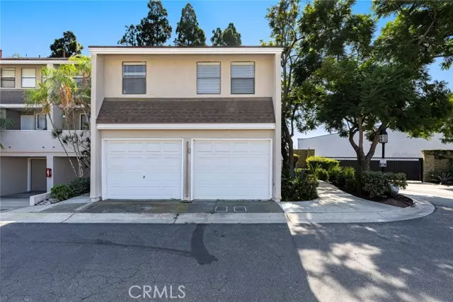 439 Bryson Springs, Costa Mesa, CA 92627