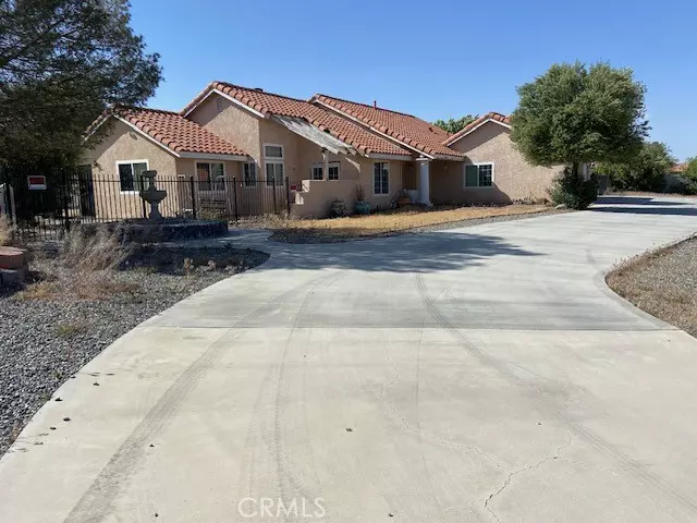 12200 Iroquois Road, Apple Valley, CA 92308