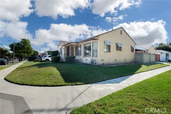 Lakewood, CA 90713,5902 Elkport Street