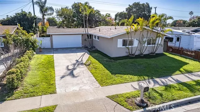 923 West Wilson Street, Costa Mesa, CA 92627