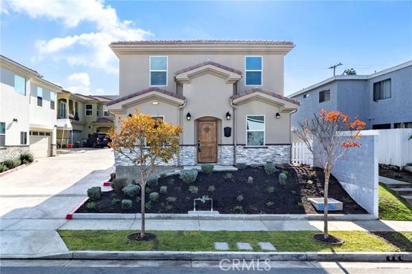 7762 Liberty Drive, Huntington Beach, CA 92647