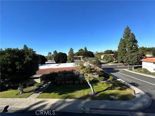 Laguna Woods, CA 92637,2134 Via Puerta