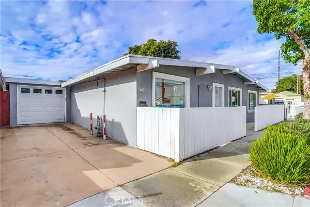 3665 Seabright Avenue, Long Beach, CA 90810