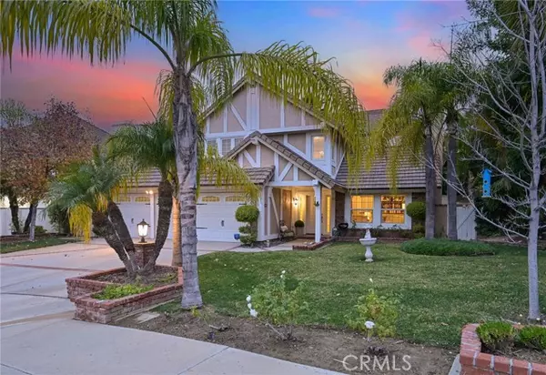 Yorba Linda, CA 92886,4373 SMOKETREE Avenue