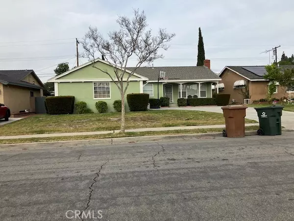 449 West Roberta Avenue, Fullerton, CA 92832