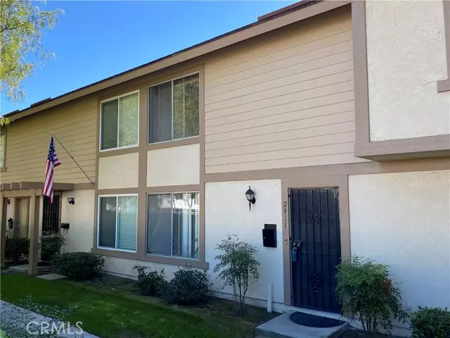 2911 Bradford Place, Santa Ana, CA 92707